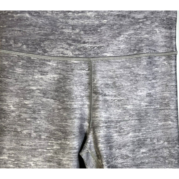 Peloton Gray Sparkle Metallic Roller Rink High Rise Leggings Size Small - Picture 6 of 9